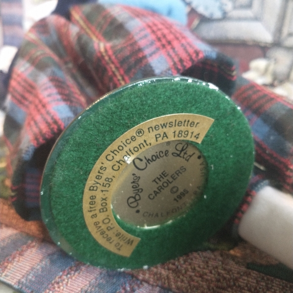 2 VINTAGE AMAZING BYERS CHOICE CAROLERS DOLLS. - Picture 15 of 16